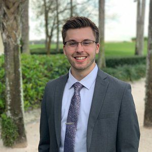 Meet your Posher, Robert